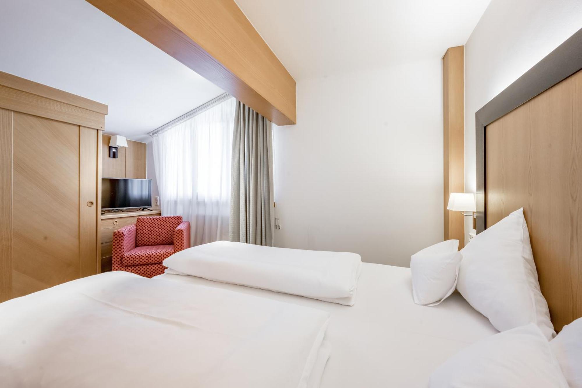 Inntaler Hof Seefeld in Tirol Exterior photo